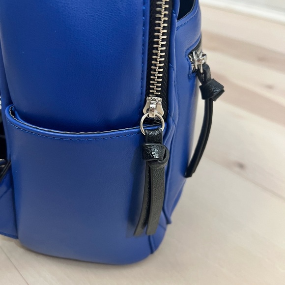 🧙♀️ Harry Potter Ravenclaw Mini Backpack | Danielle Nicole | Blue - Picture 10 of 11